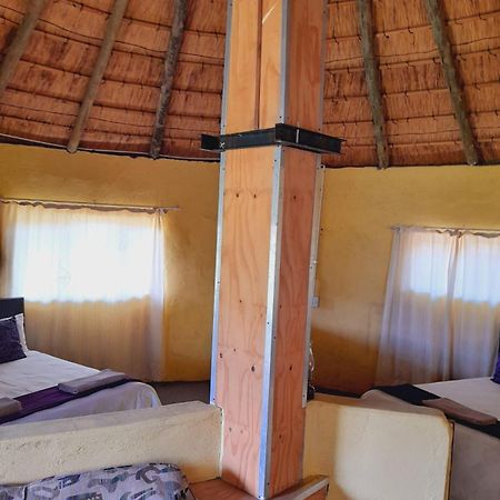 Mokhotlong Sani Stone Lodge מראה חיצוני תמונה
