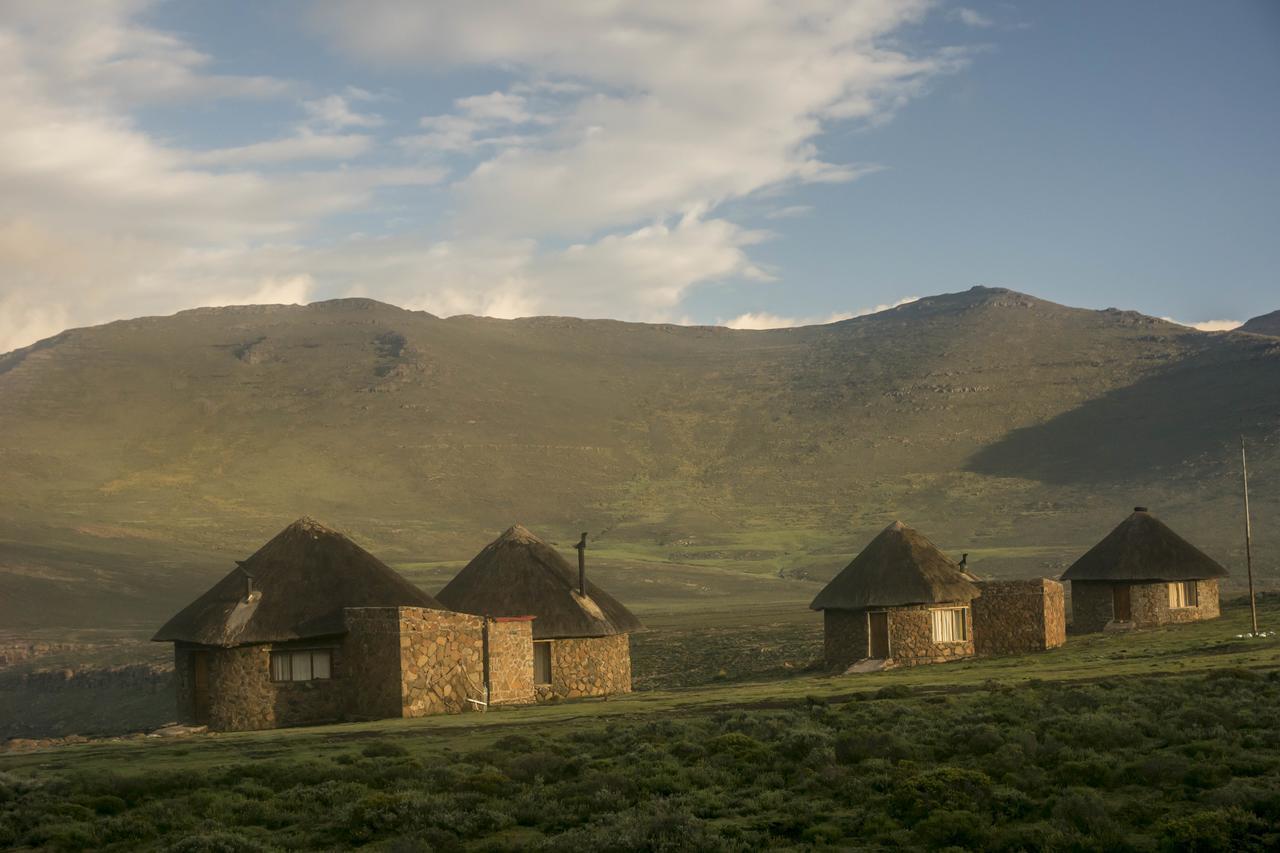 Mokhotlong Sani Stone Lodge מראה חיצוני תמונה